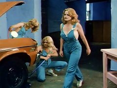 Garage Girls (1981)